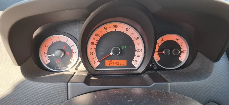 Kia Ceed 1.4, снимка 10 - Автомобили и джипове - 52854794