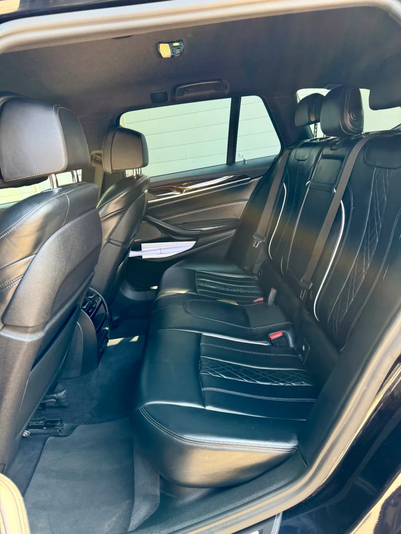 BMW 530 xDrive, снимка 8 - Автомобили и джипове - 53329985