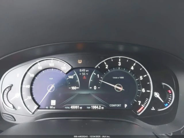 BMW 540 360* Подгреви* Амбиент* Harman Kardon* Дистроник* , снимка 11 - Автомобили и джипове - 53154780