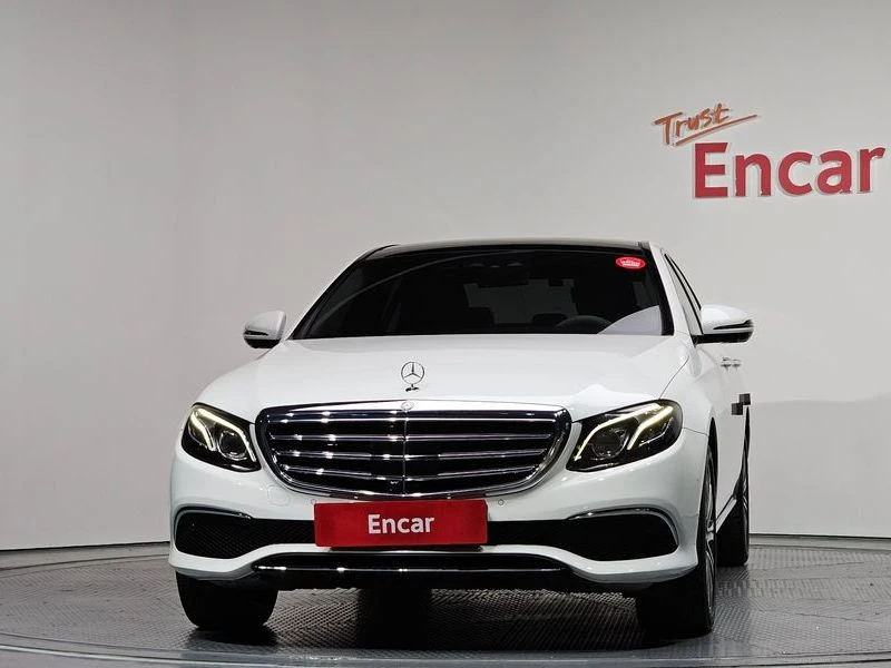 Mercedes-Benz E 400 E400 4MATIC Exclusive| 241к.с.| ВКЛ.ТЕХНОТЕСТ, снимка 3 - Автомобили и джипове - 55123572