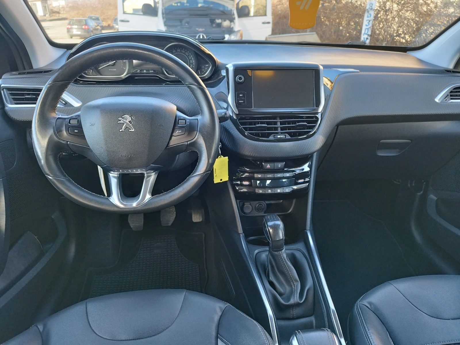 Peugeot 2008 1.6   BENZ - изображение 9