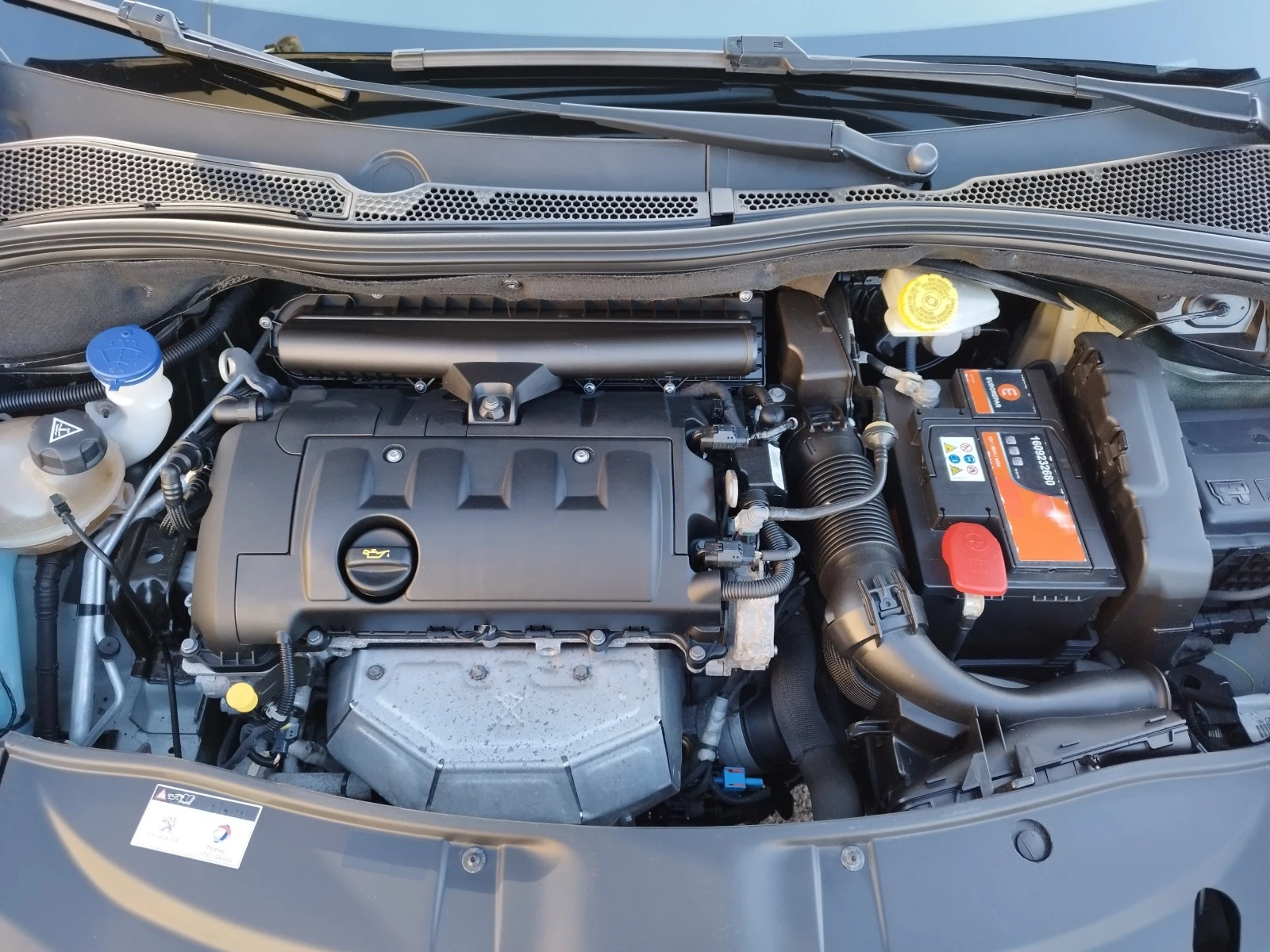 Peugeot 2008 1.6   BENZ | Mobile.bg — изображение 15