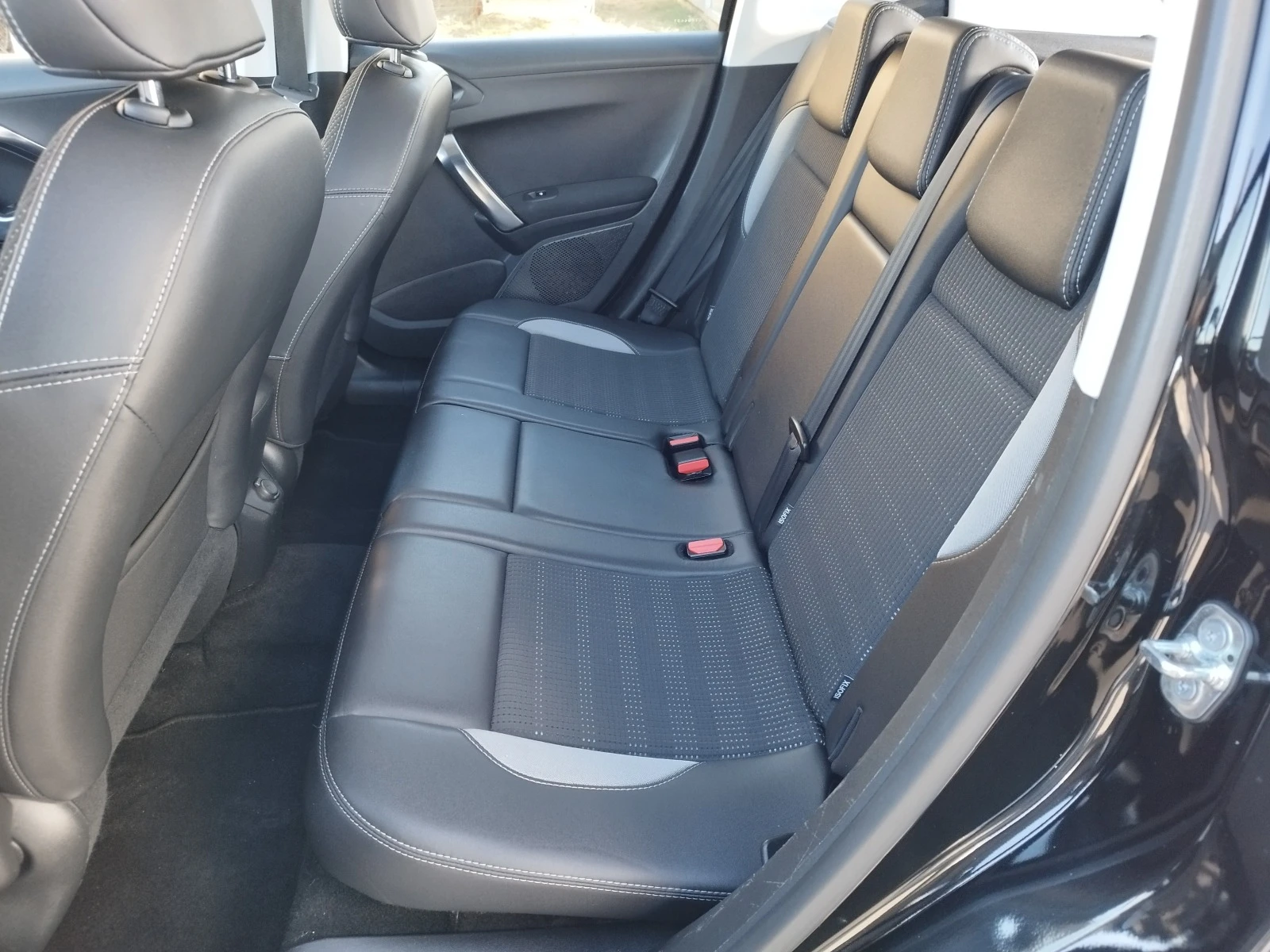 Peugeot 2008 1.6   BENZ | Mobile.bg — изображение 13