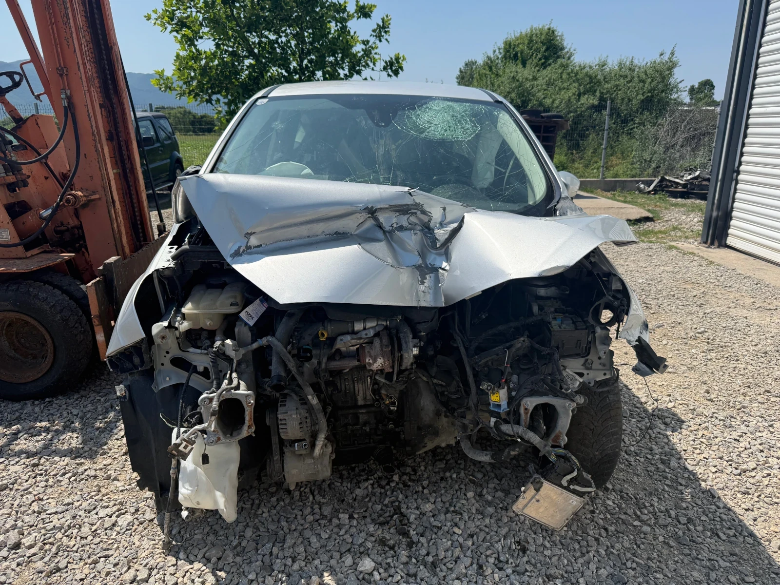 Ford C-max 1.5TDCI-95PS - изображение 5