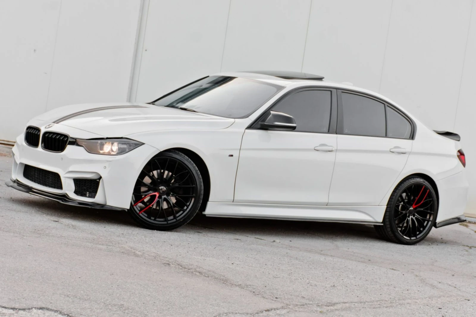 BMW 330 М3 оптик  - изображение 2