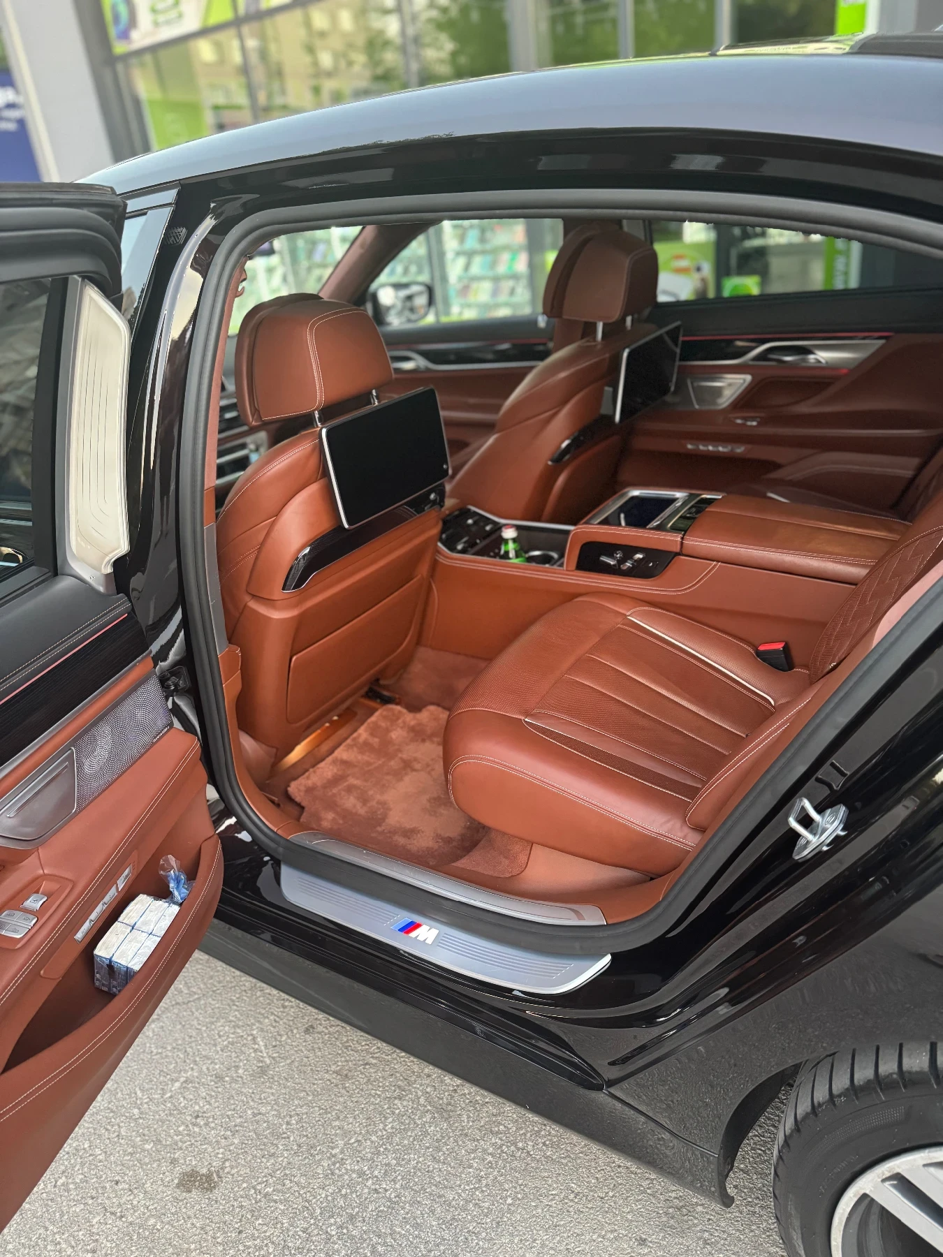 BMW 740 L X-Drive executive M pack individual - изображение 8