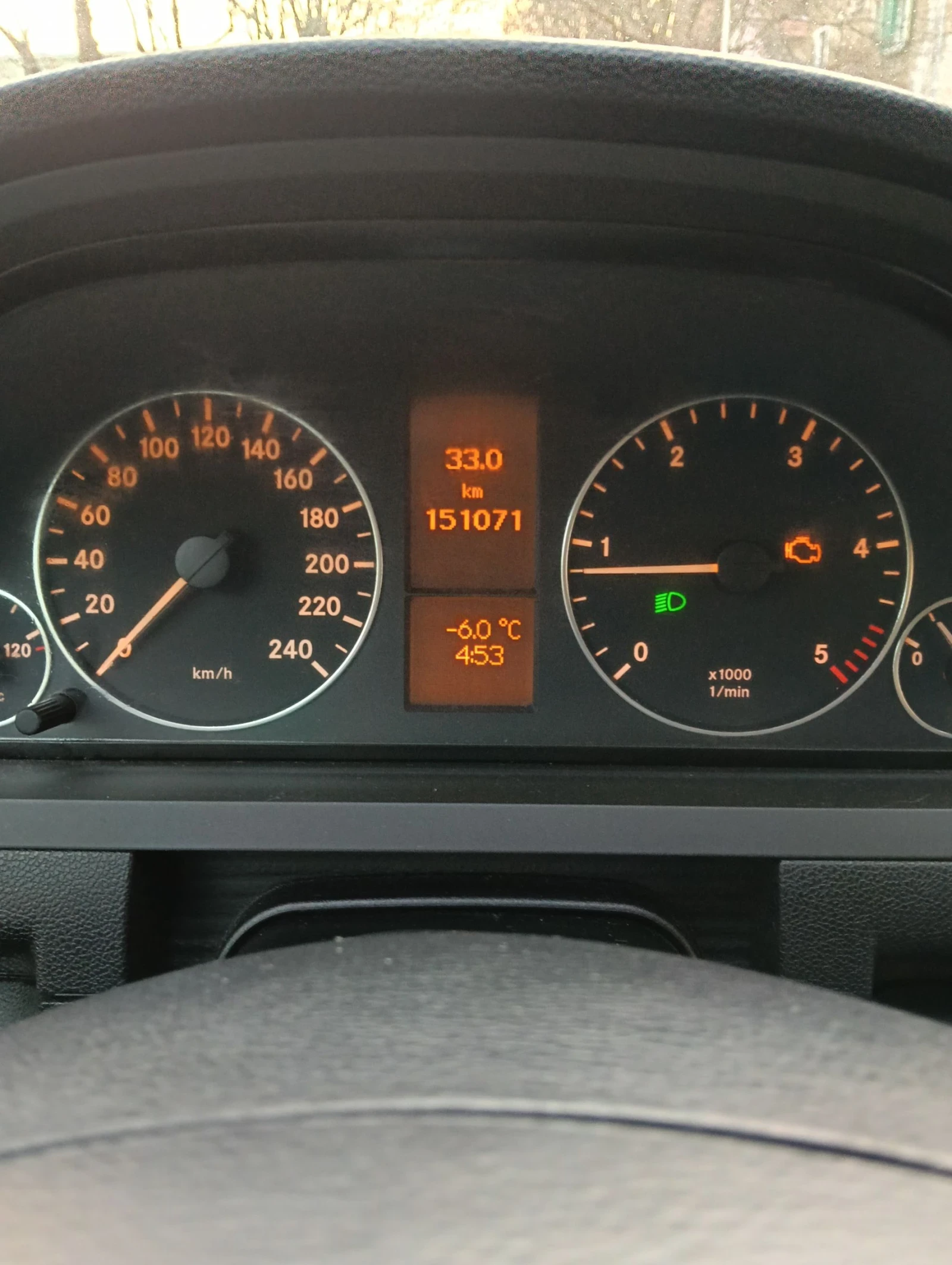 Mercedes-Benz A 180 2.0 CDI - изображение 6