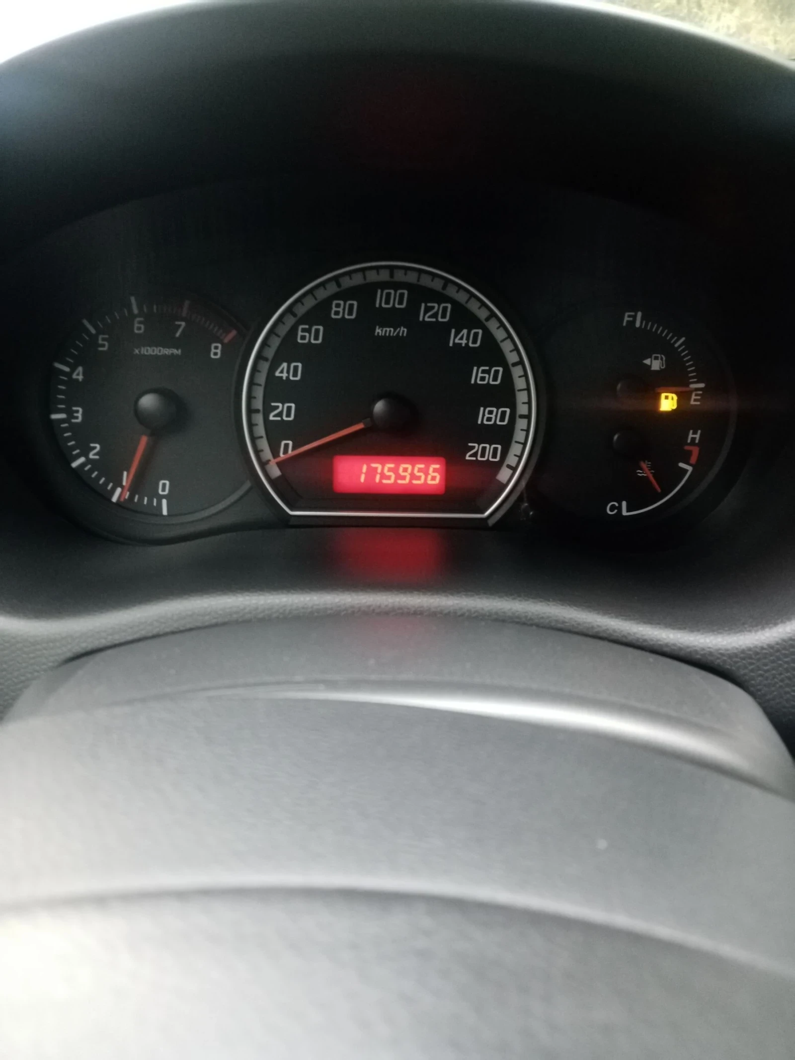 Suzuki Swift  Топ състояние, сервизна история!  - изображение 9