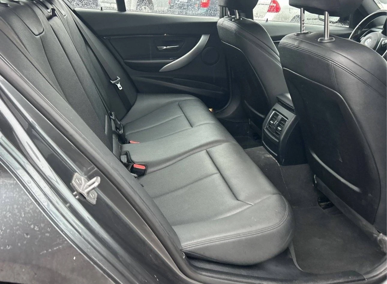 BMW 330, снимка 6 - Автомобили и джипове - 53971630