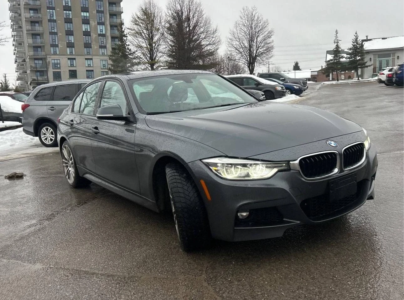 BMW 330, снимка 2 - Автомобили и джипове - 53971630