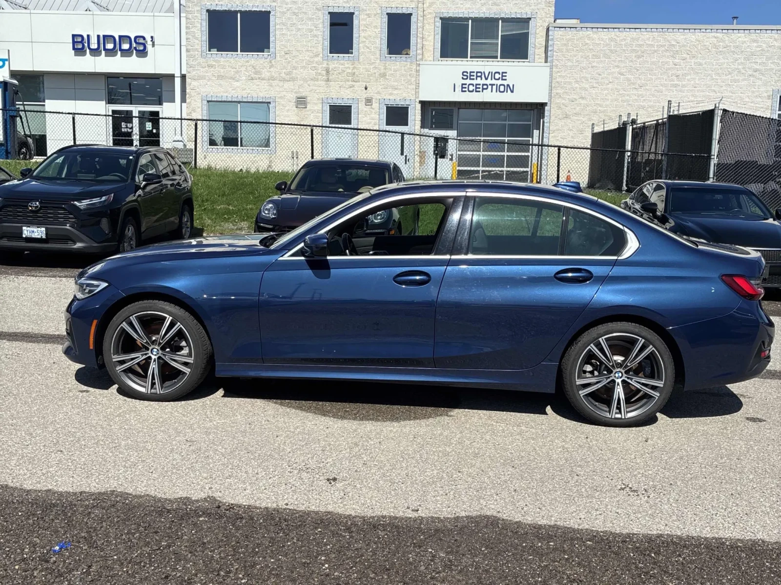 BMW 330 XDRIVE* 360КАМЕРА* LANE* ASSIST* ПОДГРЕВ* , снимка 3 - Автомобили и джипове - 54236265