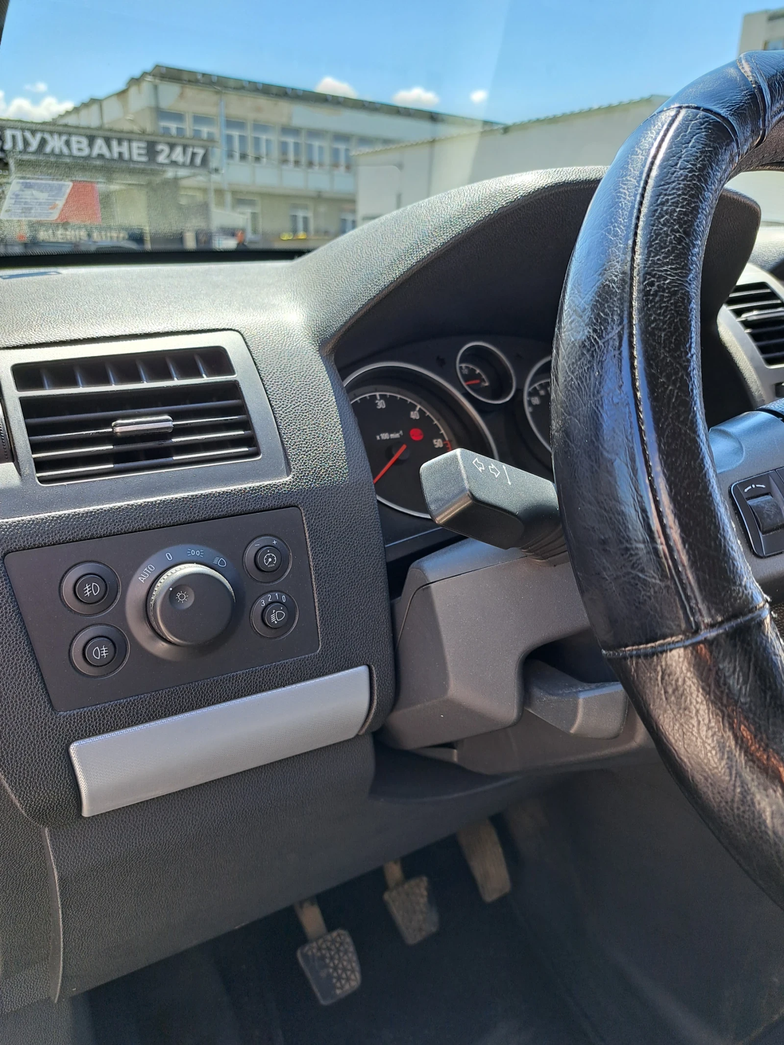 Opel Zafira, снимка 11 - Автомобили и джипове - 54247852