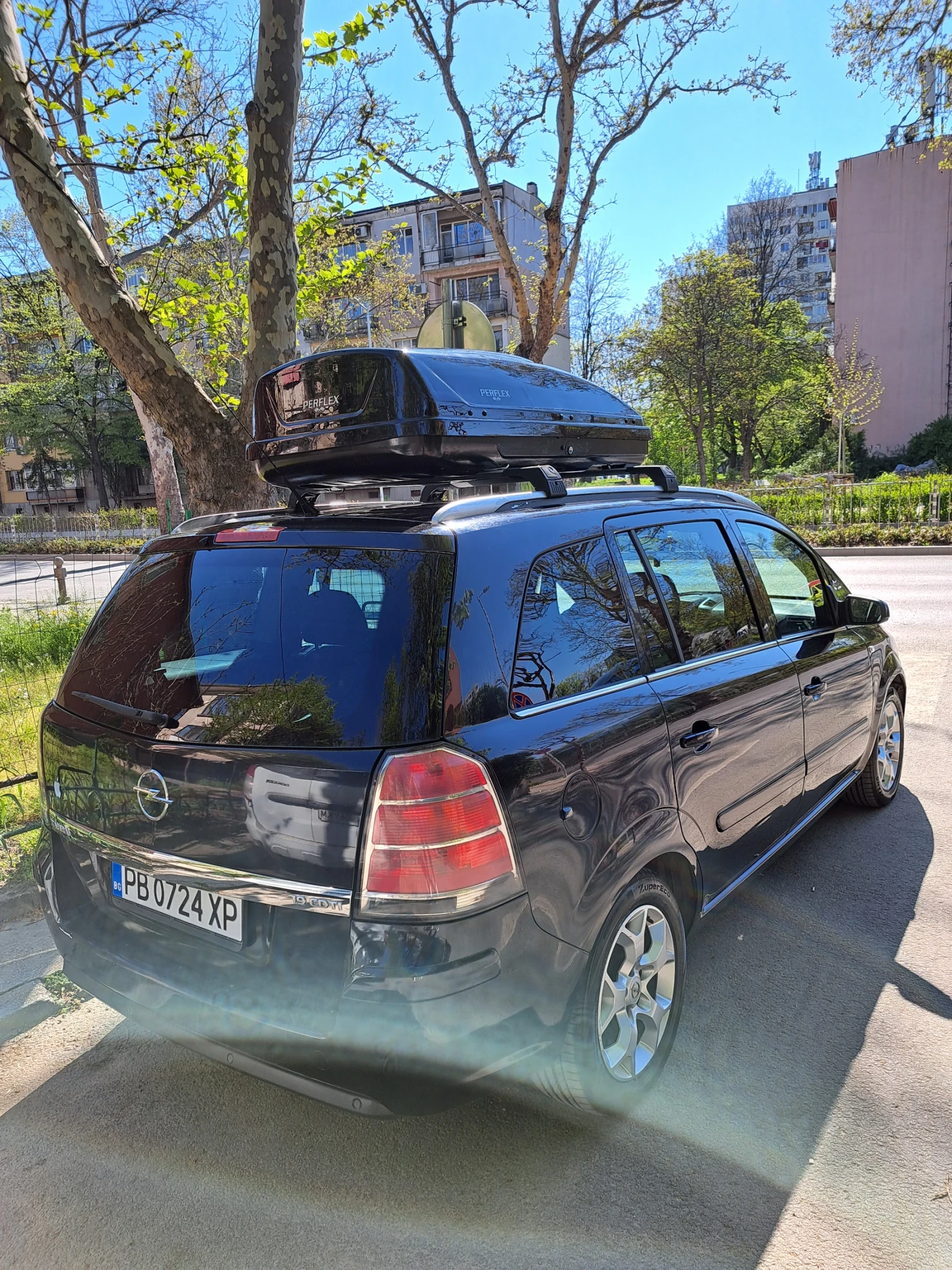 Opel Zafira, снимка 6 - Автомобили и джипове - 54247852