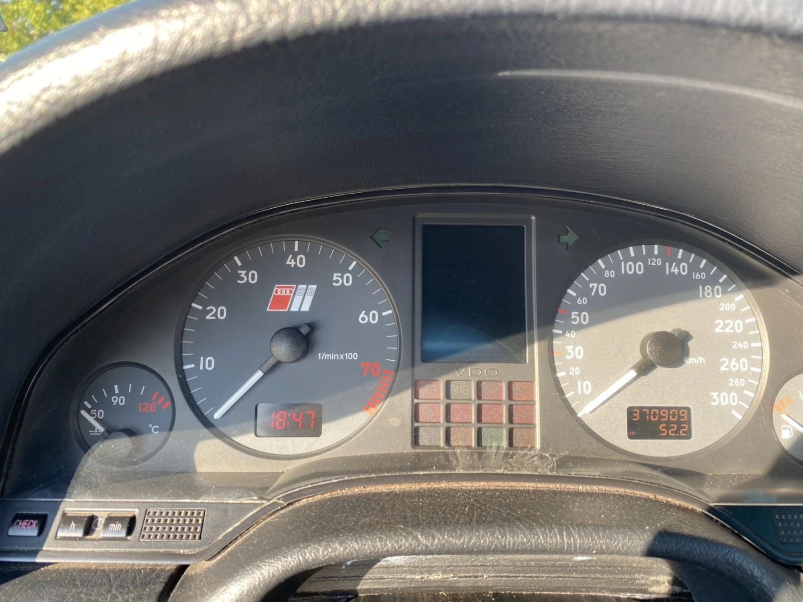 Audi S8, снимка 9 - Автомобили и джипове - 54687548