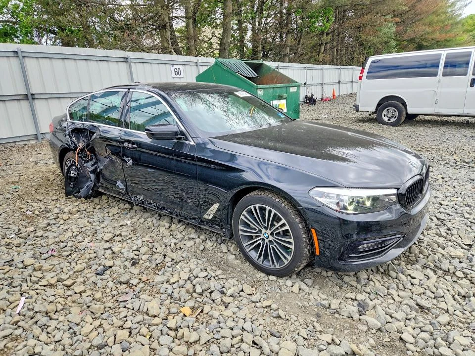BMW 540 * xDrive * CARFAX * HARMAN KARDON * HEAD UP, снимка 4 - Автомобили и джипове - 54838202