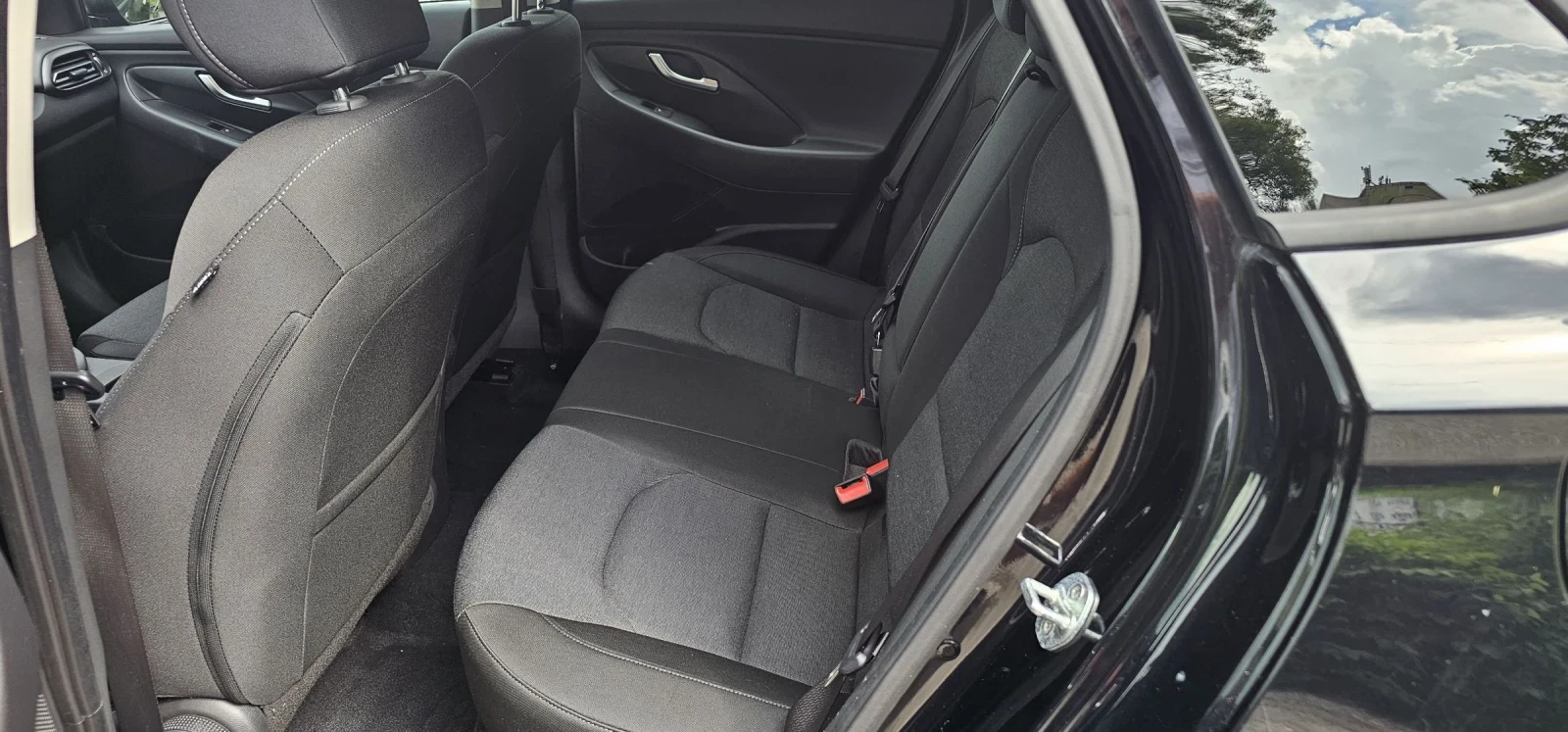 Hyundai I30 1.6CRDI AVTOMAT KAMERA Germany , снимка 11 - Автомобили и джипове - 55016270