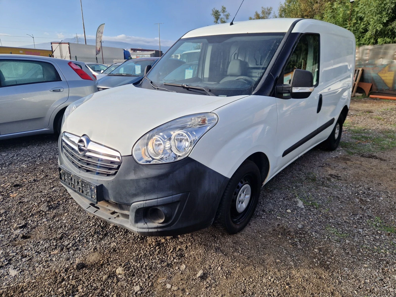 Opel Combo 1.3M-JET 95HP.MAXI ??