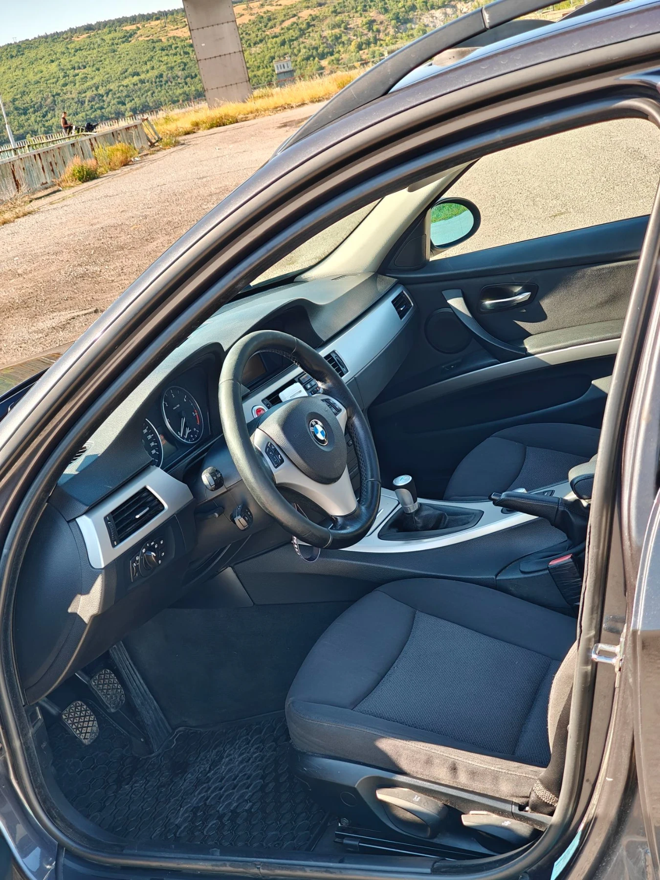 BMW 320 D 163 ръчка, снимка 8 - Автомобили и джипове - 55674914