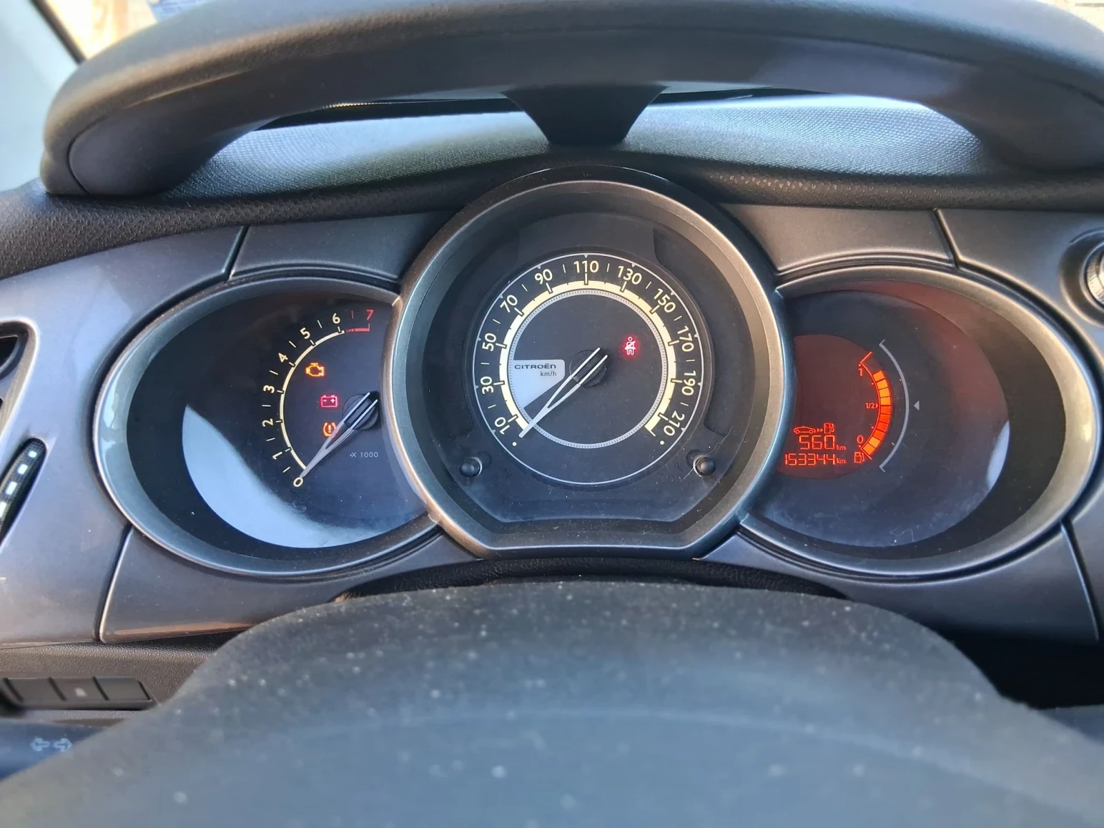 Citroen C3, снимка 8 - Автомобили и джипове - 55681071