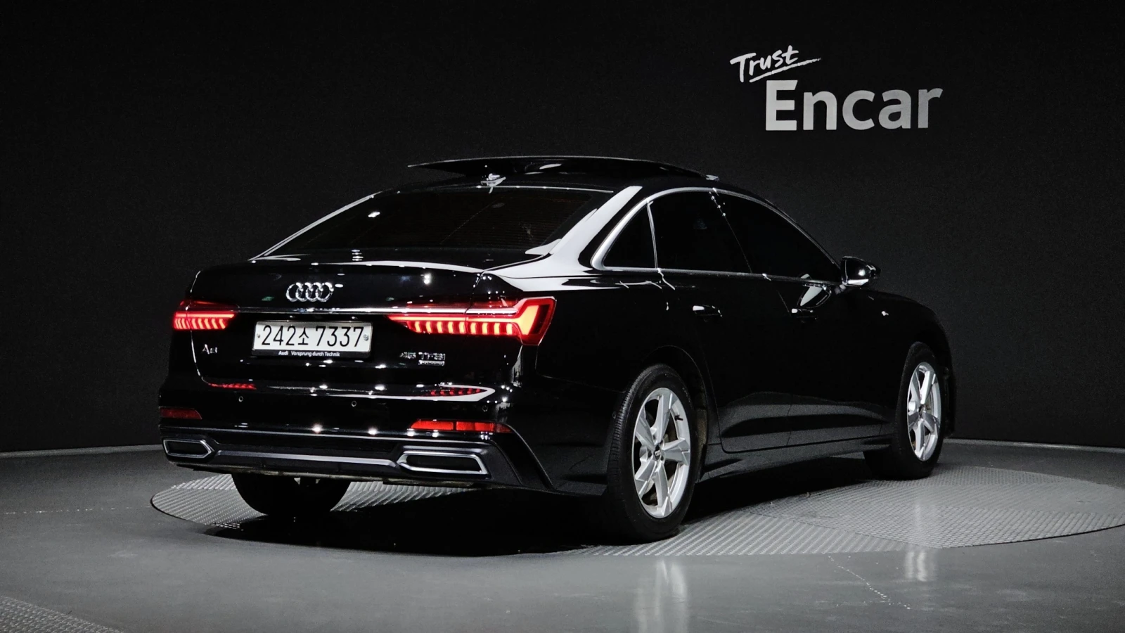 Audi A6 45 TFSI Quattro | 360  | ACC , снимка 2 - Автомобили и джипове - 56009565