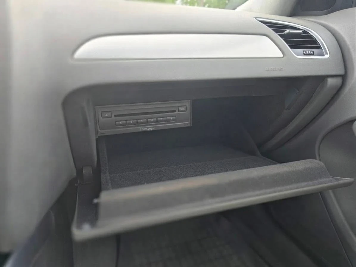 Audi A4, снимка 16 - Автомобили и джипове - 56250961
