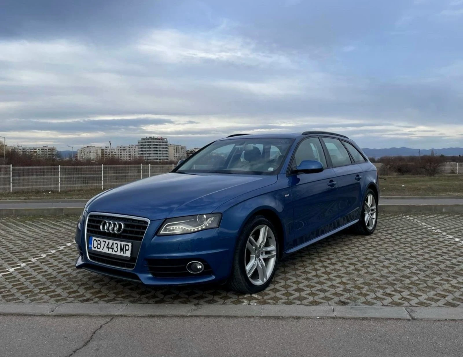 Audi A4, снимка 4 - Автомобили и джипове - 56250961