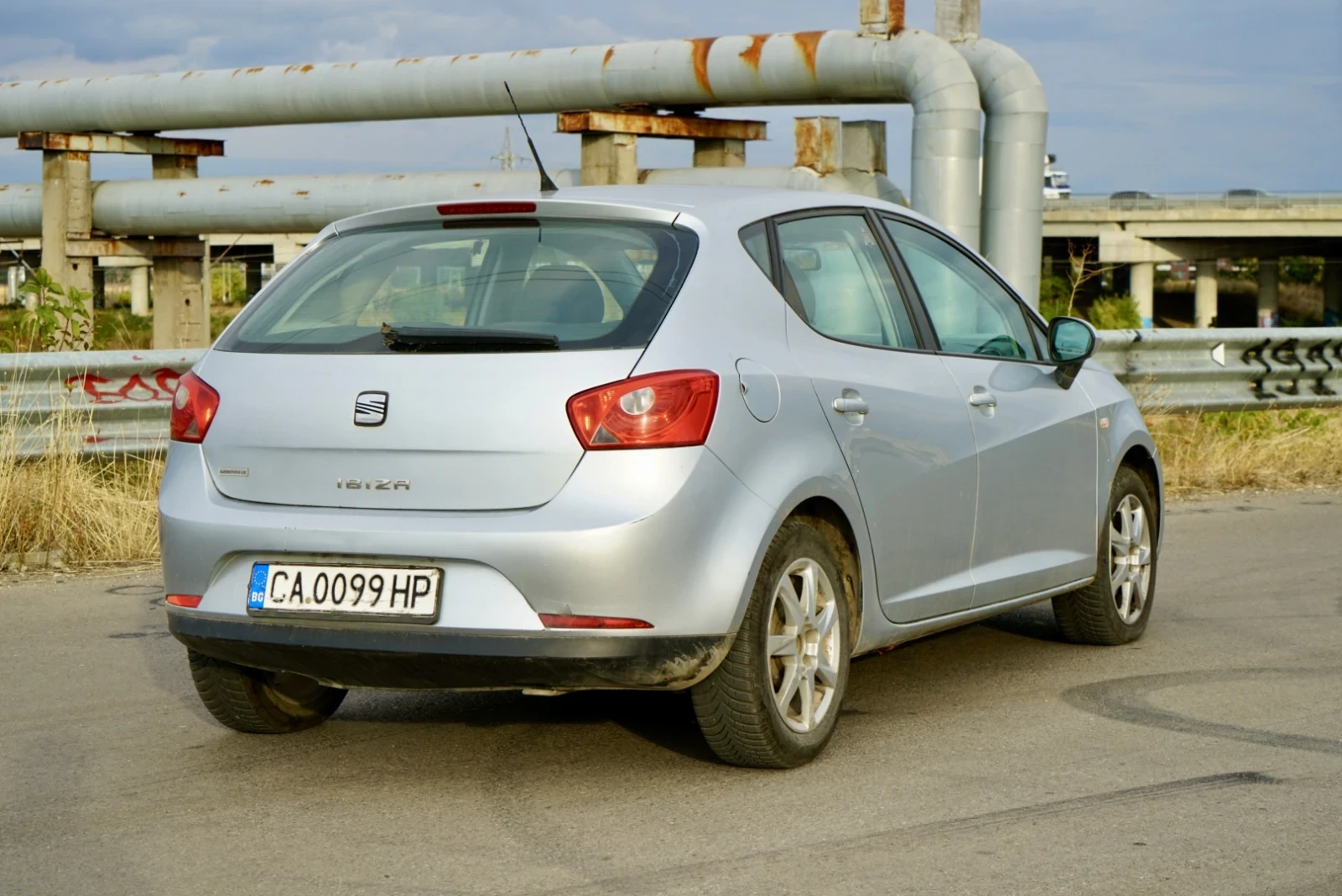 Seat Ibiza, снимка 7 - Автомобили и джипове - 56331455