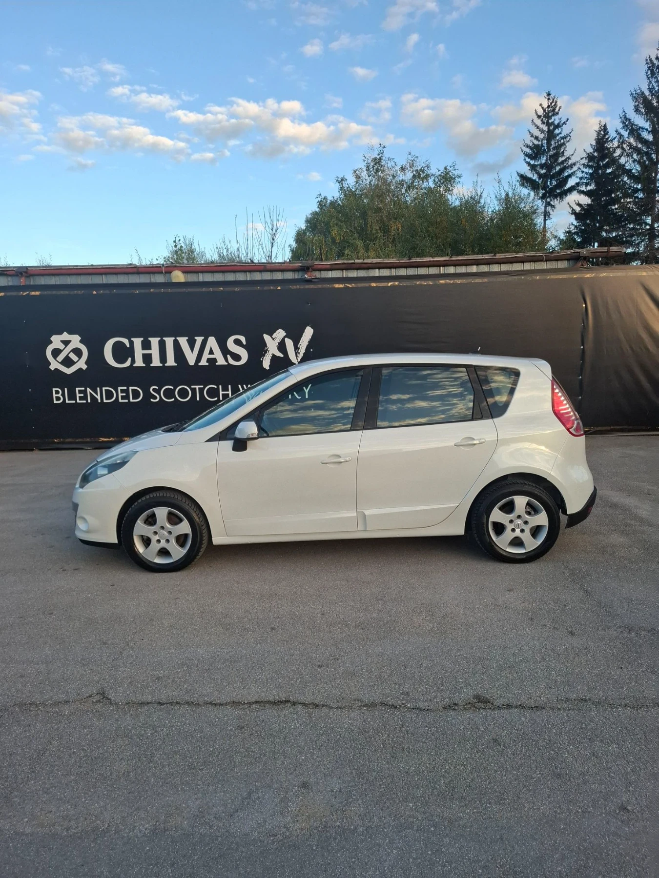 Renault Scenic 1.5DCI X-MODE АВТОМАТИК , снимка 7 - Автомобили и джипове - 56639009