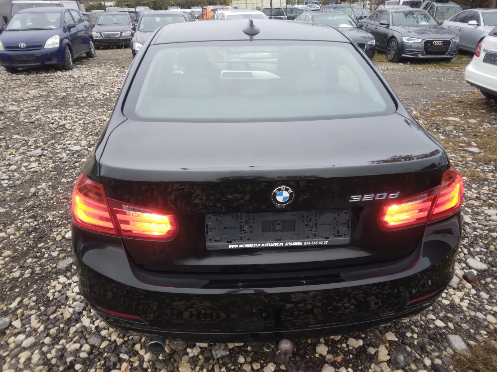 BMW 320 2.0 ръчна кутия, снимка 3 - Автомобили и джипове - 56695602