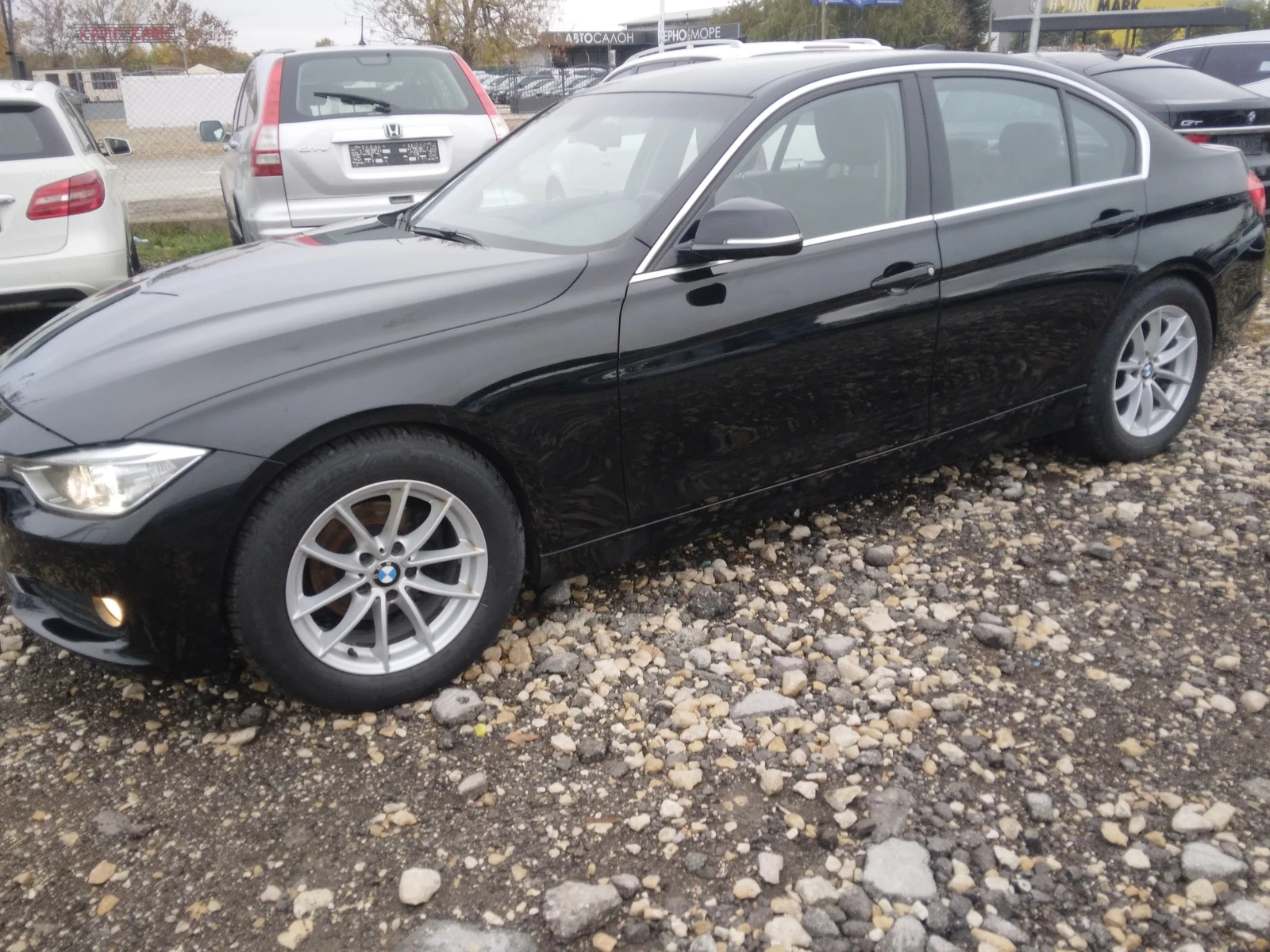 BMW 320 2.0 ръчна кутия, снимка 6 - Автомобили и джипове - 56695602