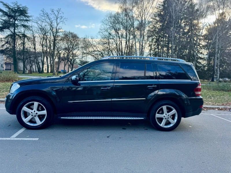 Mercedes-Benz GL 320 CDI, снимка 3 - Автомобили и джипове - 48802924