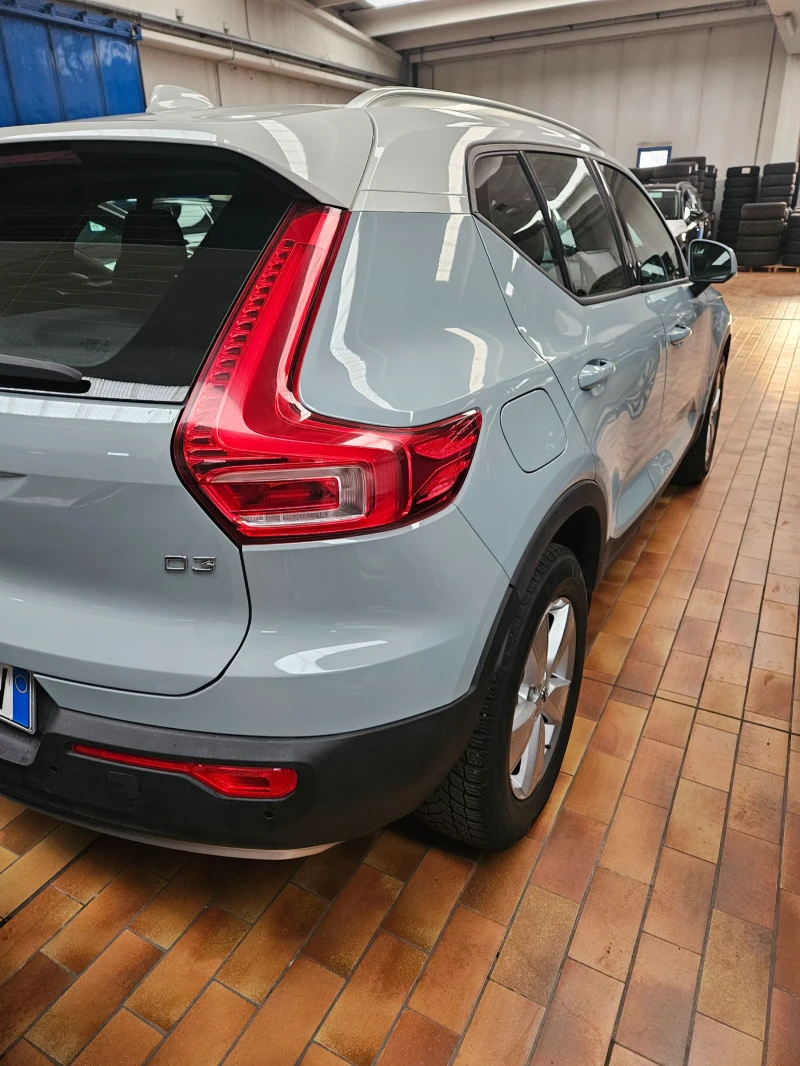 Volvo XC40 2.0 150kс, снимка 5 - Автомобили и джипове - 49085036