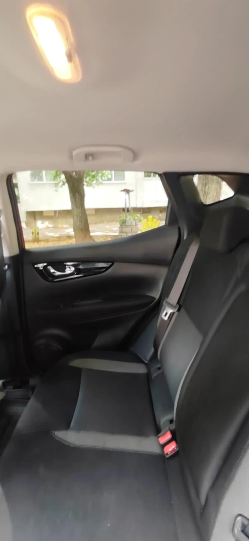 Nissan Qashqai, снимка 8 - Автомобили и джипове - 51532295