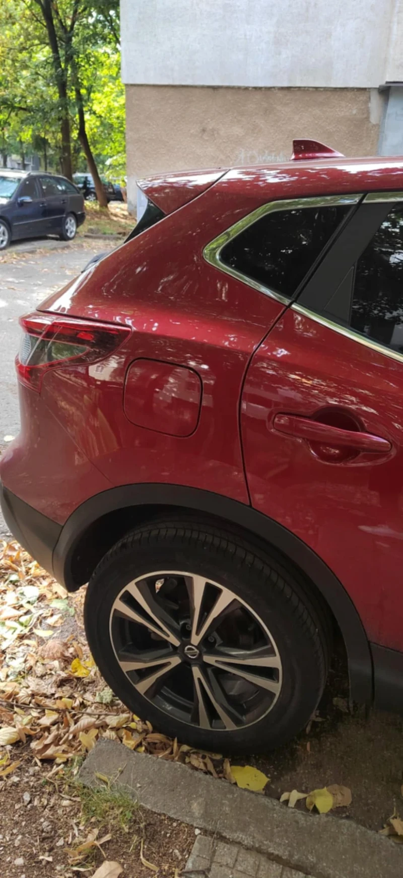 Nissan Qashqai, снимка 5 - Автомобили и джипове - 51532295