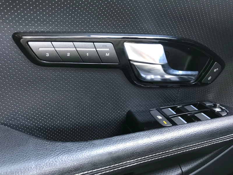 Land Rover Range Rover Evoque 2.2D 150000km, снимка 9 - Автомобили и джипове - 52092894
