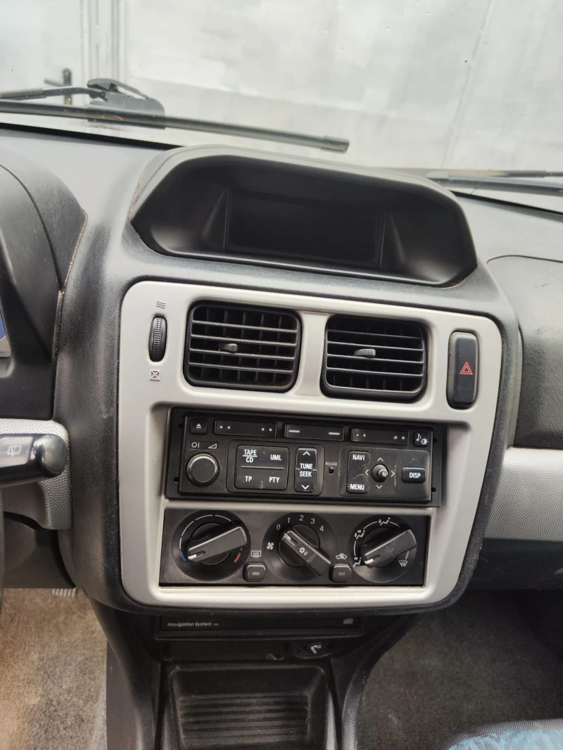 Mitsubishi Pajero pinin 1.8 I klima superselekt скорости, снимка 9 - Автомобили и джипове - 52381156