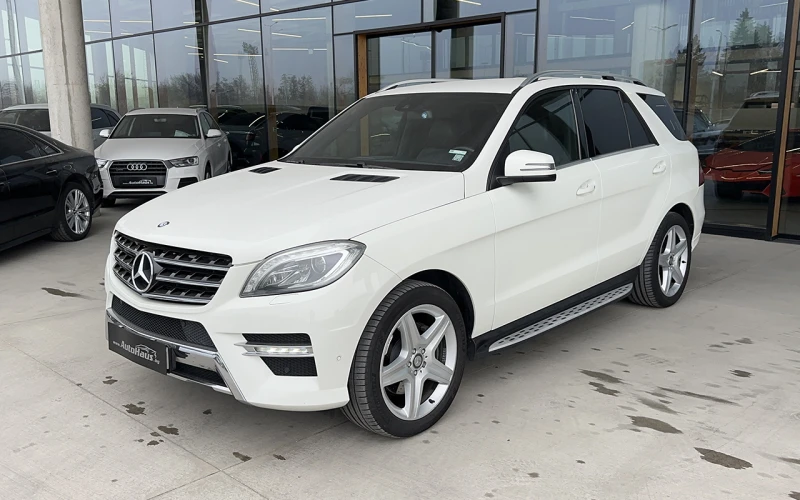 Mercedes-Benz ML 350 BlueTEC AMG, снимка 2 - Автомобили и джипове - 52660045