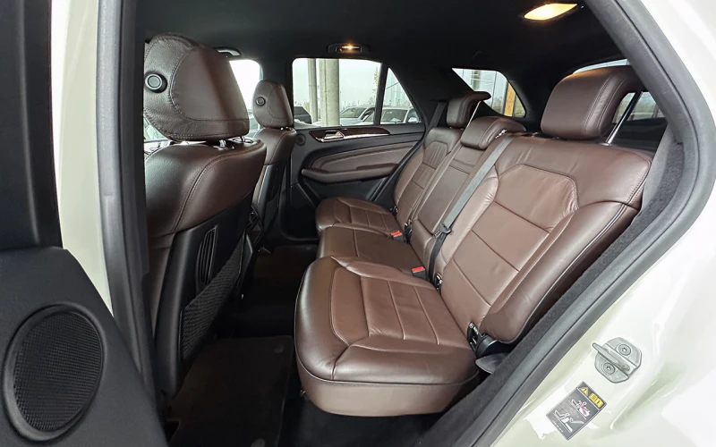 Mercedes-Benz ML 350 BlueTEC AMG, снимка 7 - Автомобили и джипове - 52660045