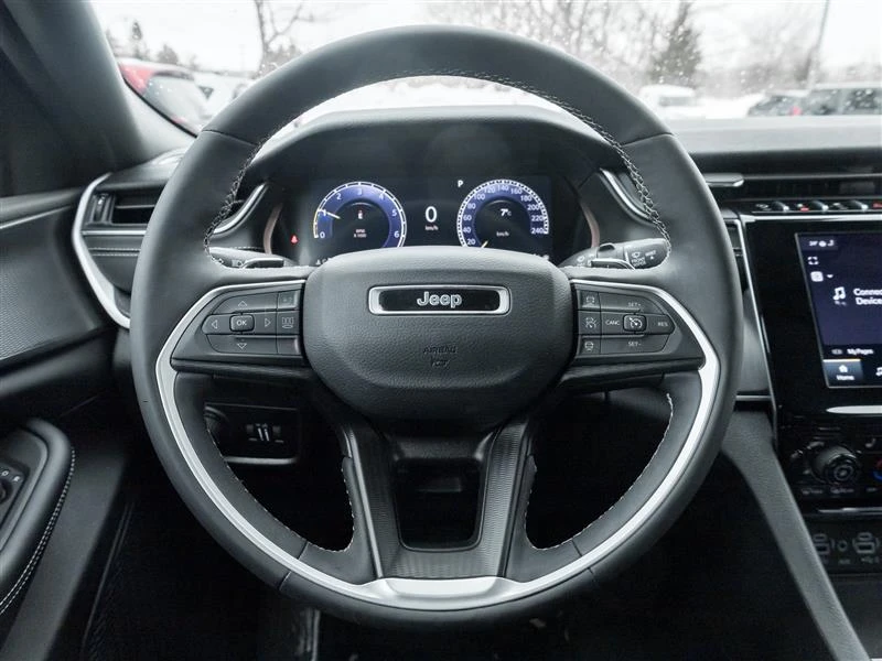 Jeep Grand cherokee ALTITUDE 4x4 * CARFAX* , снимка 8 - Автомобили и джипове - 53479805