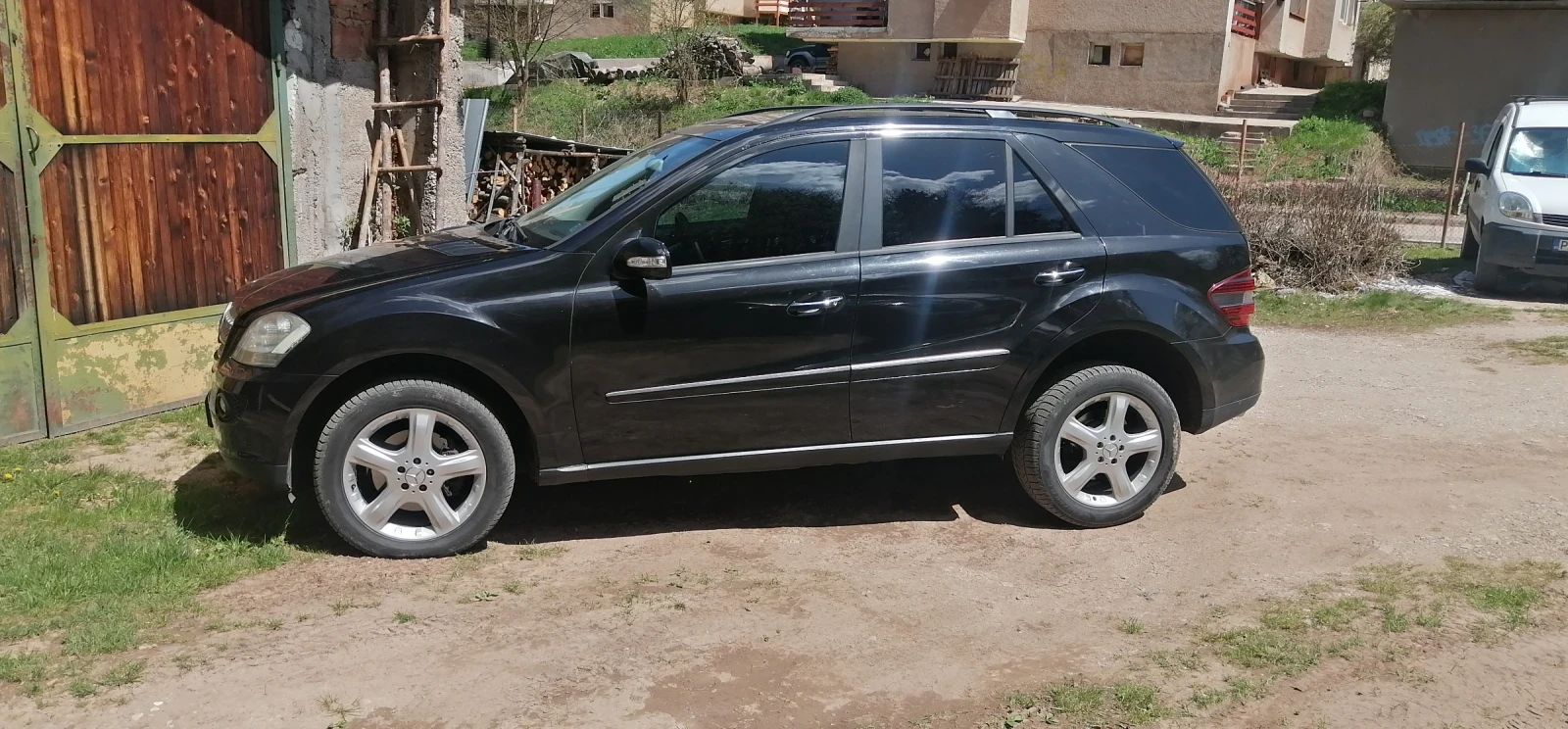Mercedes-Benz ML 320  - изображение 2