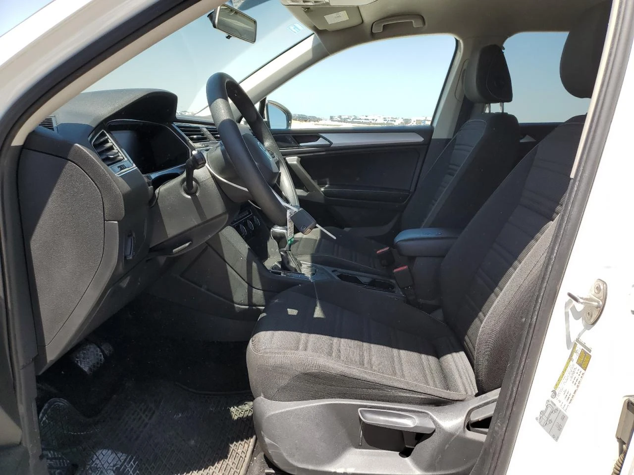 VW Tiguan S - изображение 8