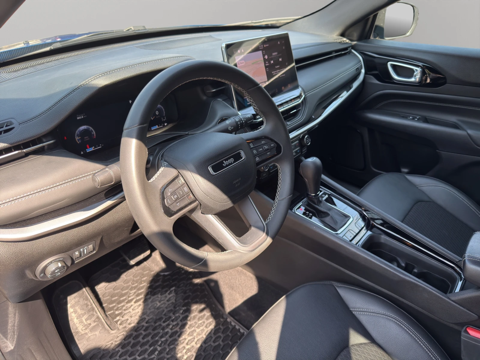 Jeep Compass LIMITED 1.3 GSE T4 DCT Facelift - изображение 10