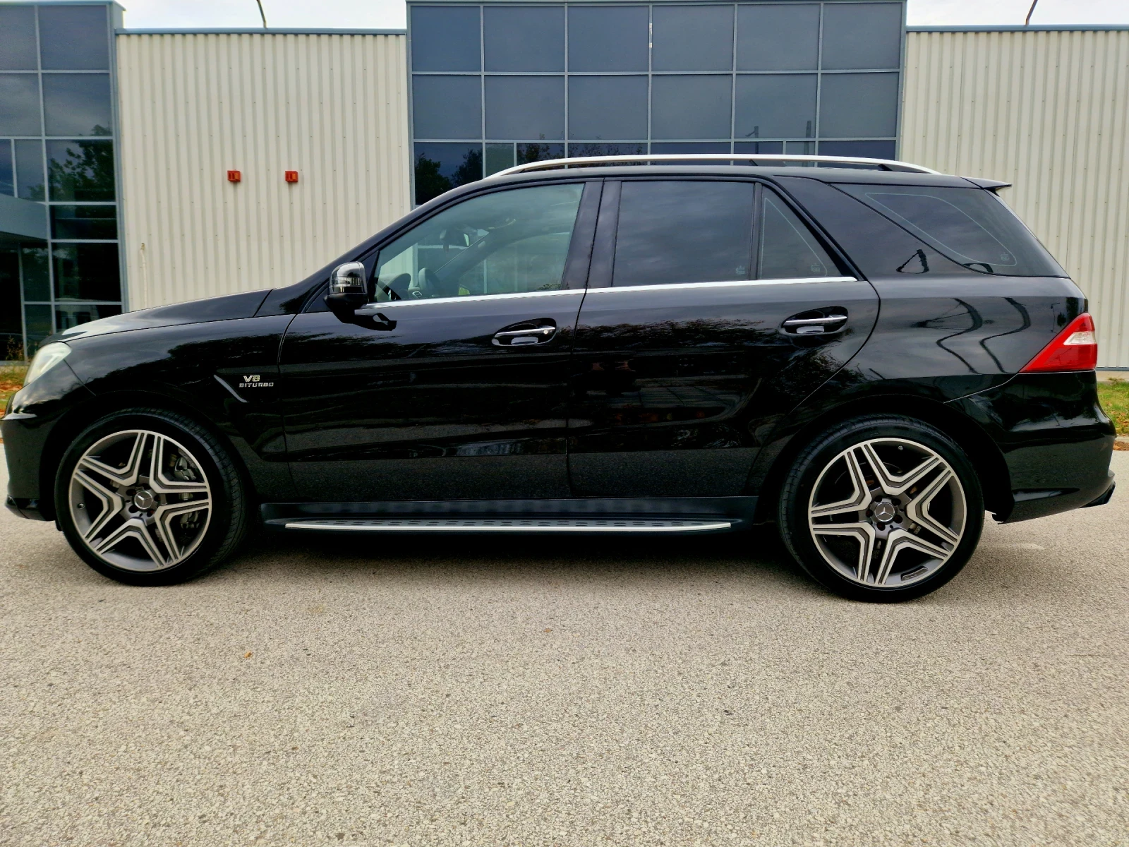 Mercedes-Benz ML 63 AMG 6.3 AMG DESIGNO - изображение 5