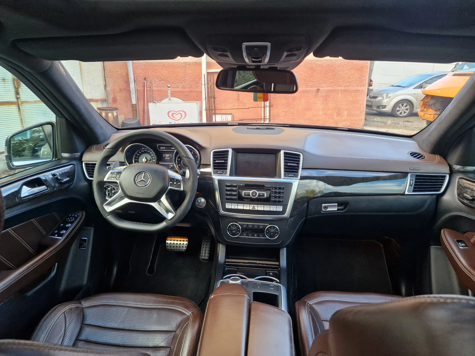 Mercedes-Benz ML 63 AMG 6.3 AMG DESIGNO - изображение 8