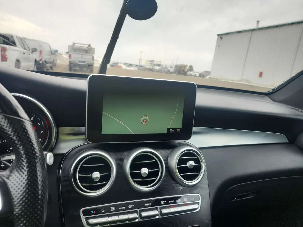 Mercedes-Benz GLC 300 4MATIC | 360 | PANO | KEYLESS | AMBIENT | , снимка 11 - Автомобили и джипове - 53740539