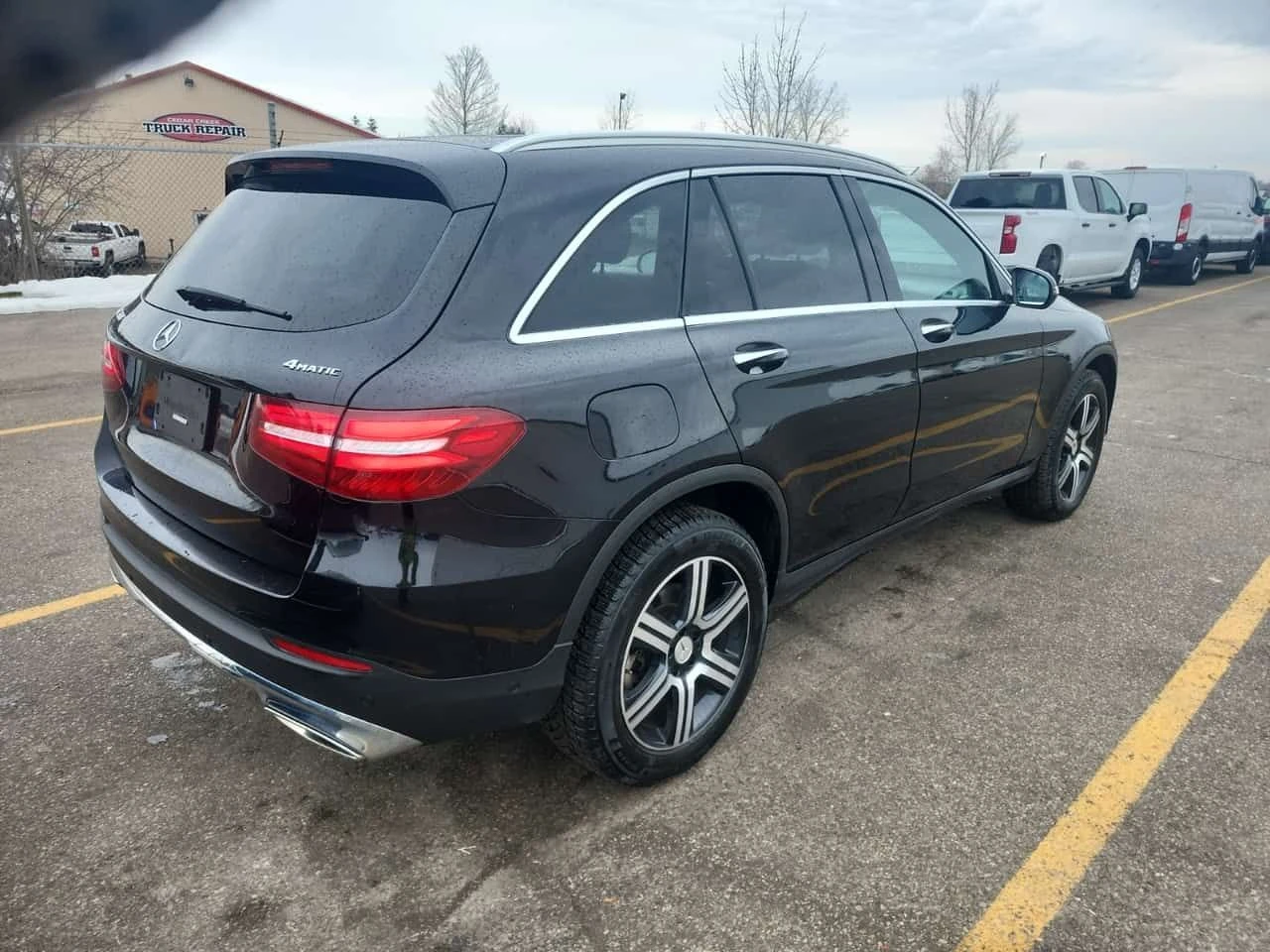 Mercedes-Benz GLC 300 4MATIC | 360 | PANO | KEYLESS | AMBIENT | , снимка 3 - Автомобили и джипове - 53740539