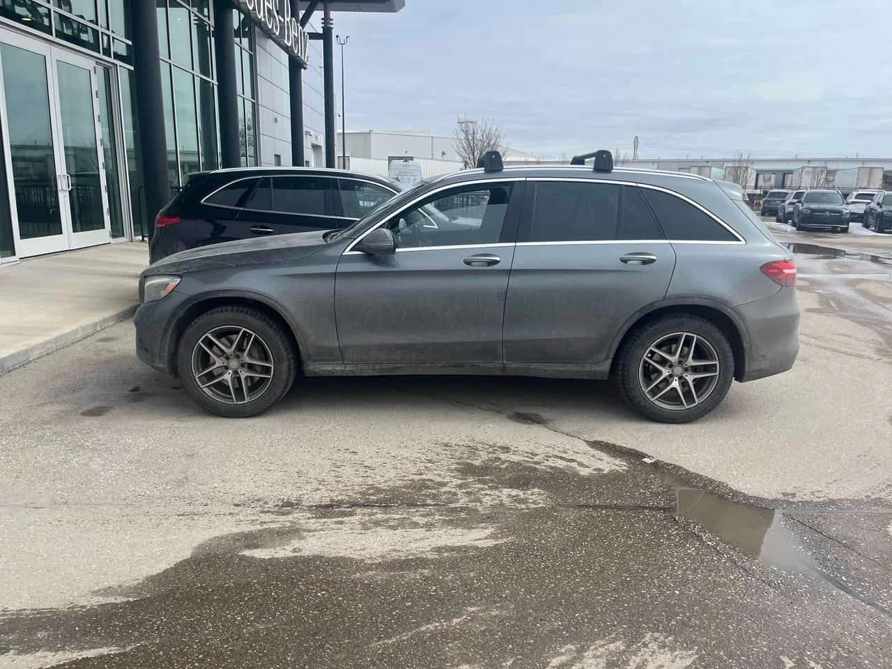 Mercedes-Benz GLC 300  CARFAX / 360 / ПОДГРЕВИ , снимка 2 - Автомобили и джипове - 54107204