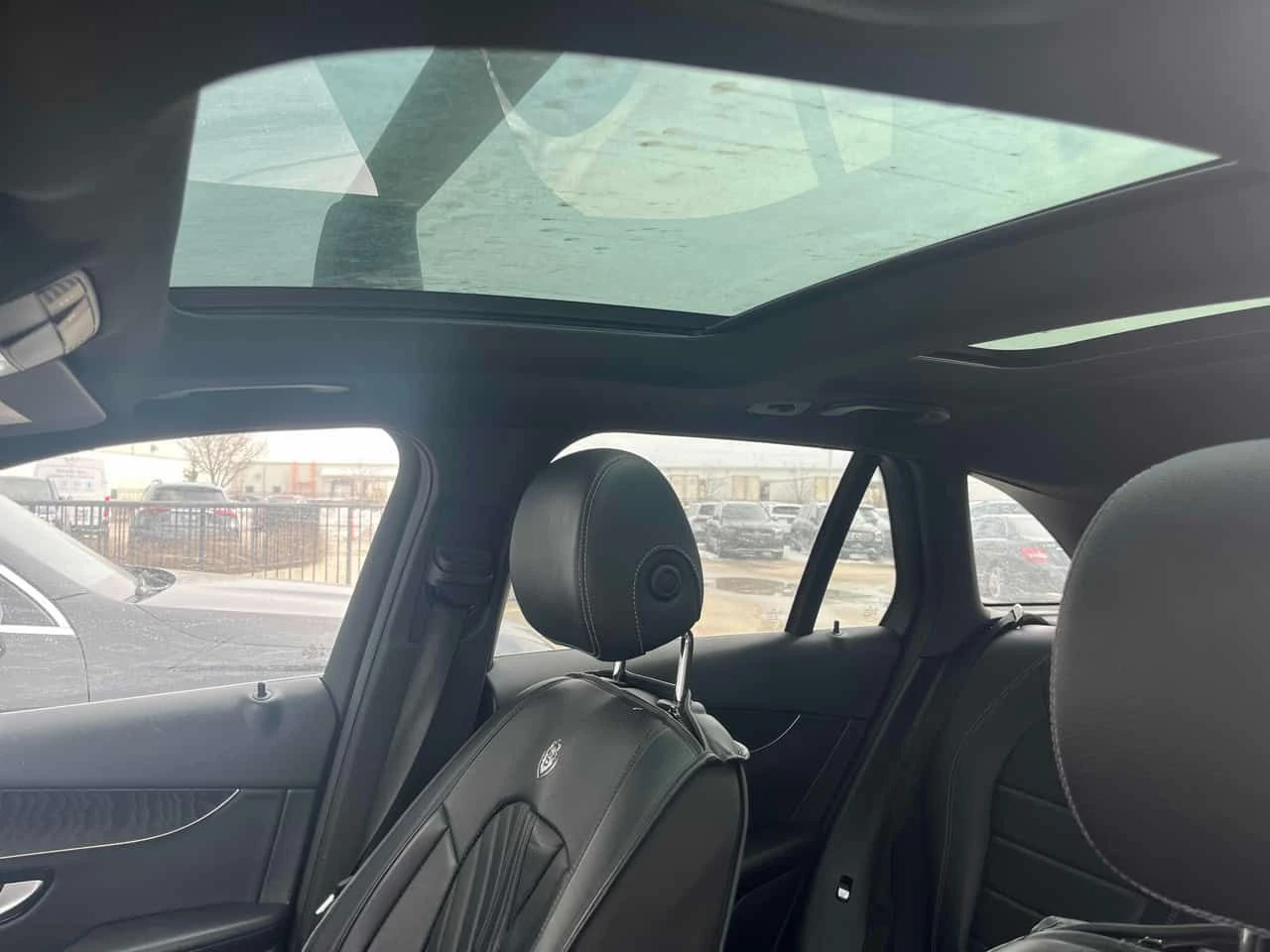 Mercedes-Benz GLC 300  CARFAX / 360 / ПОДГРЕВИ , снимка 10 - Автомобили и джипове - 54107204