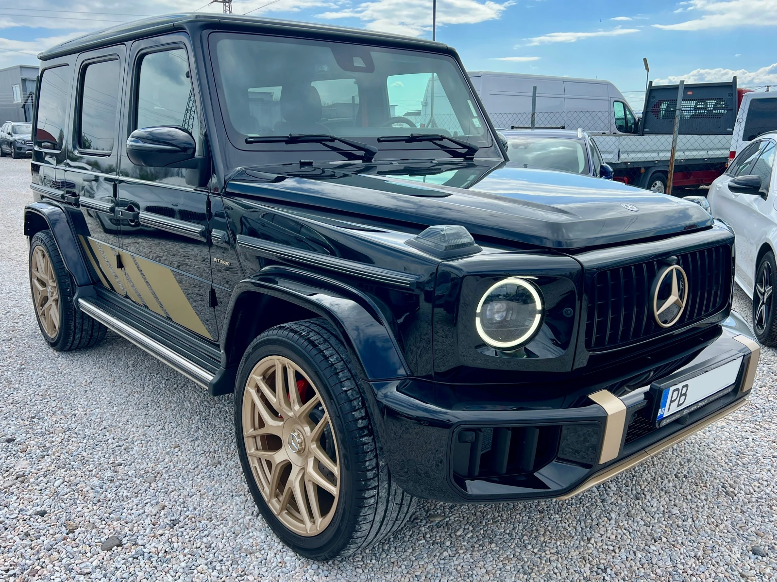 Mercedes-Benz G 350 D AMG Grand Edition , снимка 3 - Автомобили и джипове - 54147954
