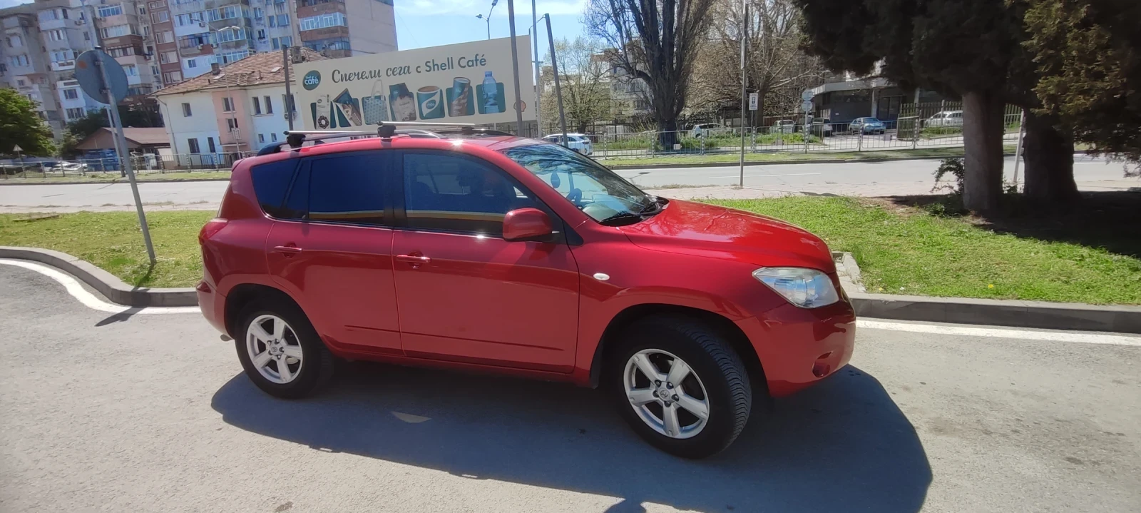Toyota Rav4 Бензин - Газ, снимка 7 - Автомобили и джипове - 54428852